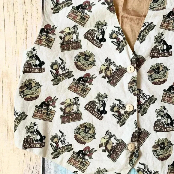 Vintage 1993 looney tunes vest - Picture 3 of 9